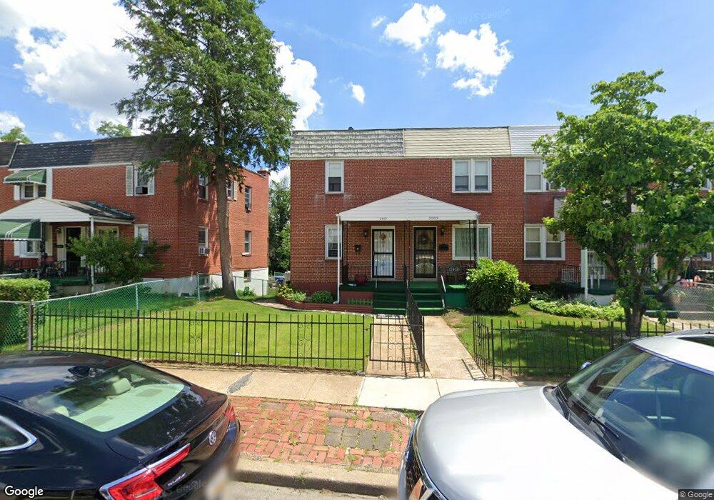 2901 Edgecombe Cir S, Baltimore, MD 21215 - photo 1