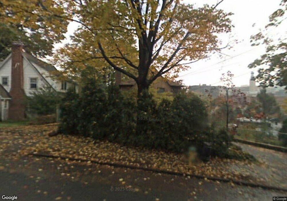 24 Hillside Ave unit E, White Plains, NY 10601 - photo 1