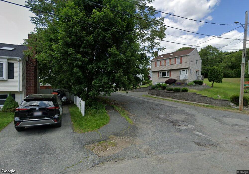 6 Mann St, West Roxbury, MA 02132 - photo 1