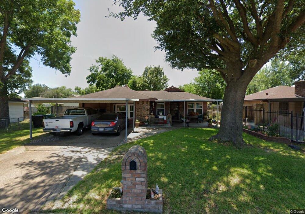 8838 Donley Dr, Houston, TX 77088 - photo 1