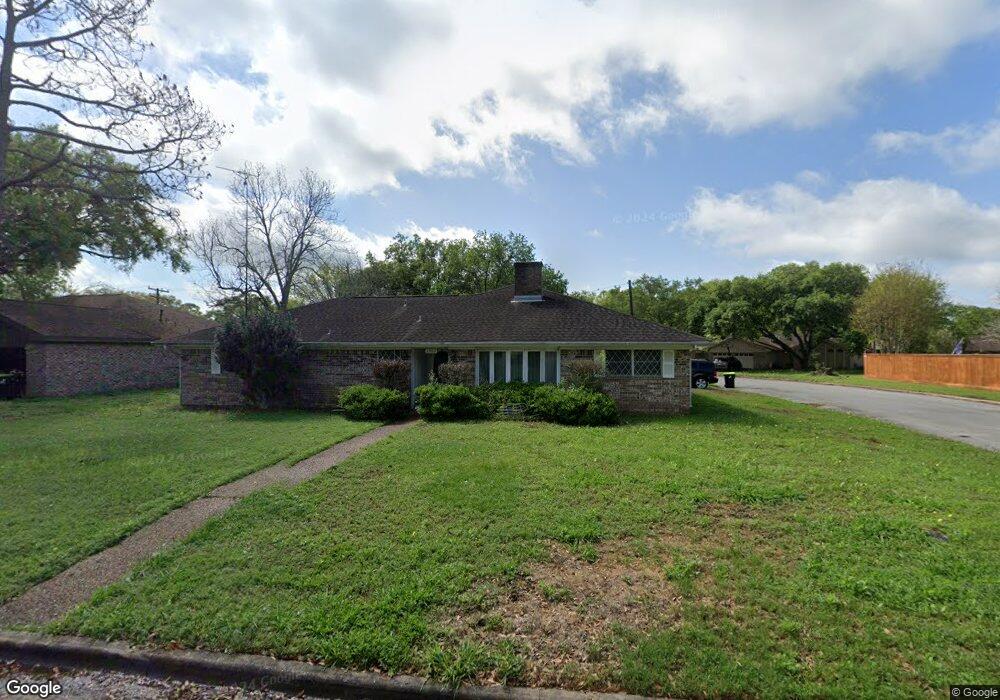 3900 Heatherglen St, Bay City, TX 77414 - photo 1