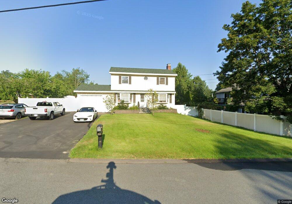 21 Hinsdale Ave, Nashua, NH 03063 - photo 1