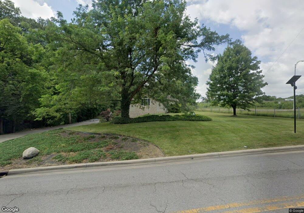 855 E Cooke Rd, Columbus, OH 43224 - photo 1