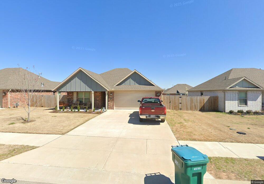 976 Arden St, Tontitown, AR 72762 - photo 1