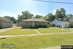 527 Davis St, Jennings, LA 70546
