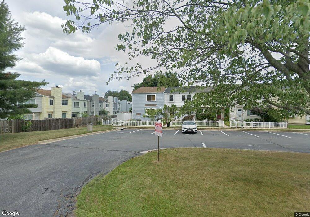 17519 Hoskinson Rd, Poolesville, MD 20837 - photo 1