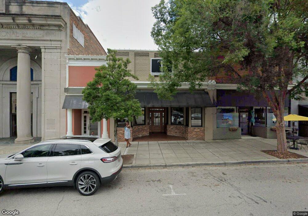 1039 Broad St, Camden, SC 29020 - photo 1