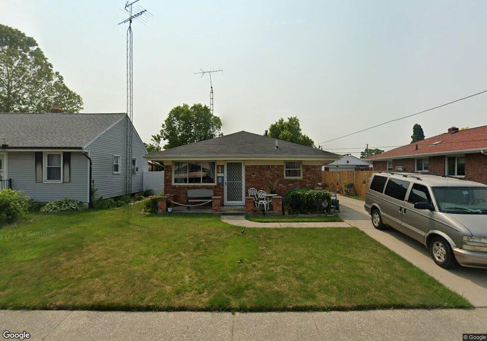 5235 303rd St, Toledo, OH 43611 - photo 1