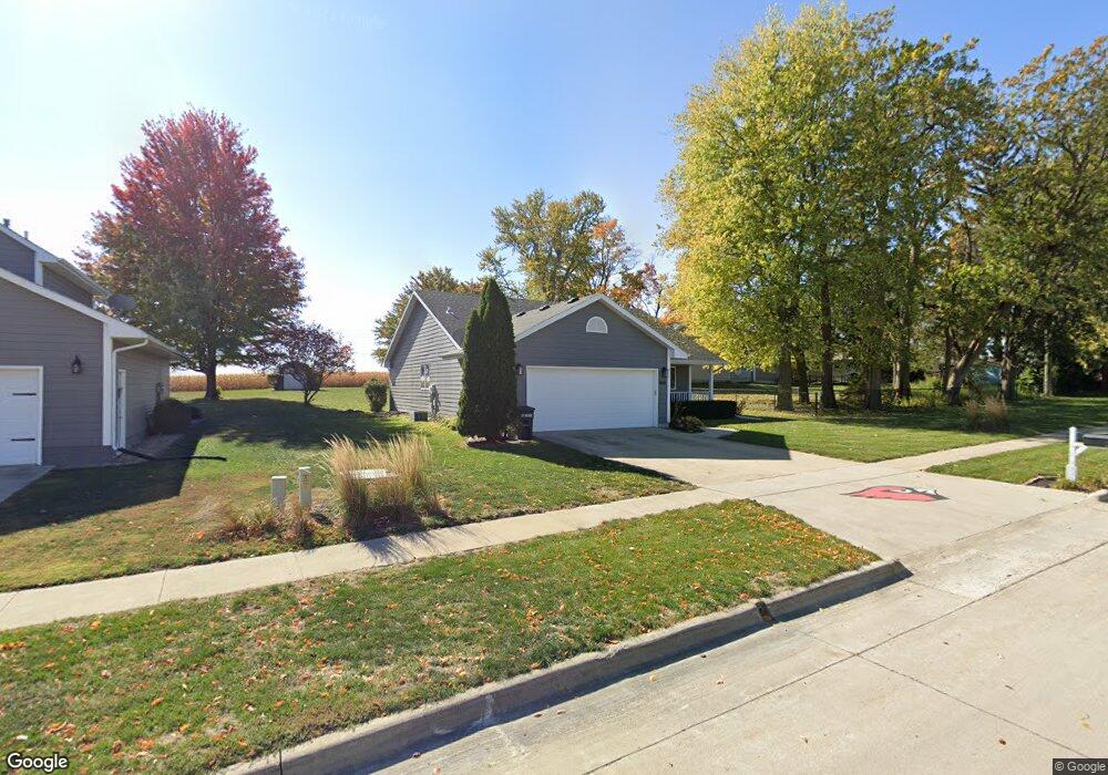 1601 S 12th Ave E, Newton, IA 50208 - photo 1