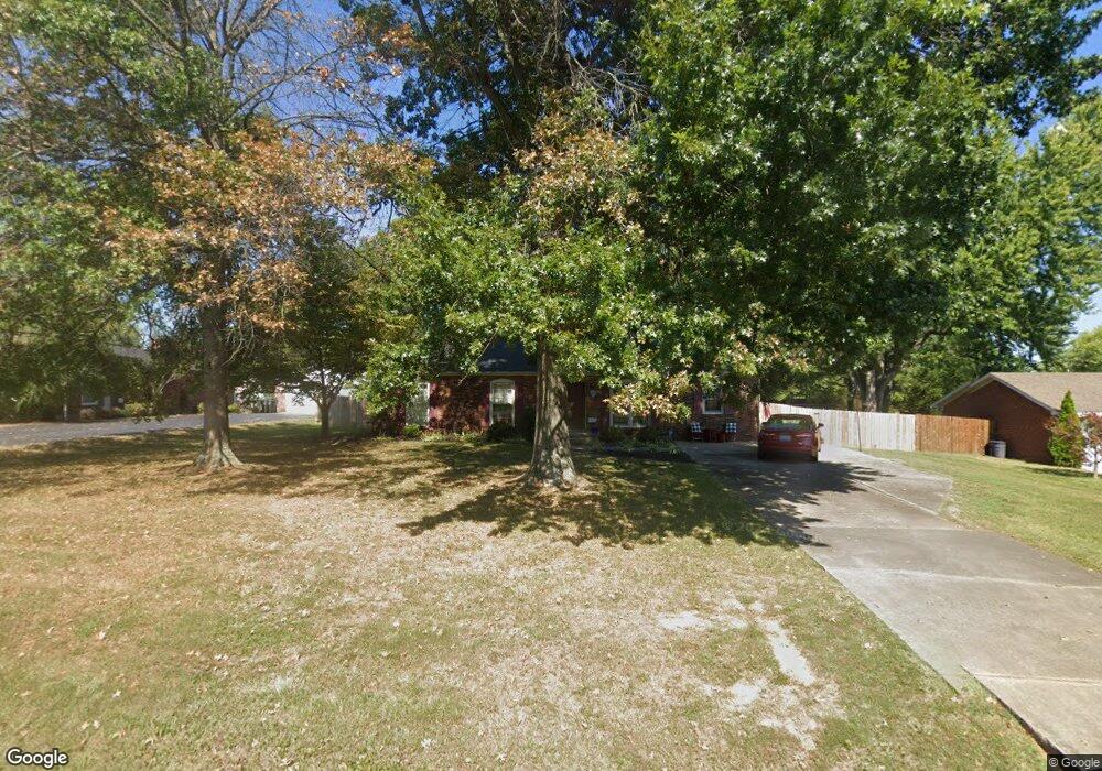 402 Ford Dr, Mount Washington, KY 40047 - photo 1