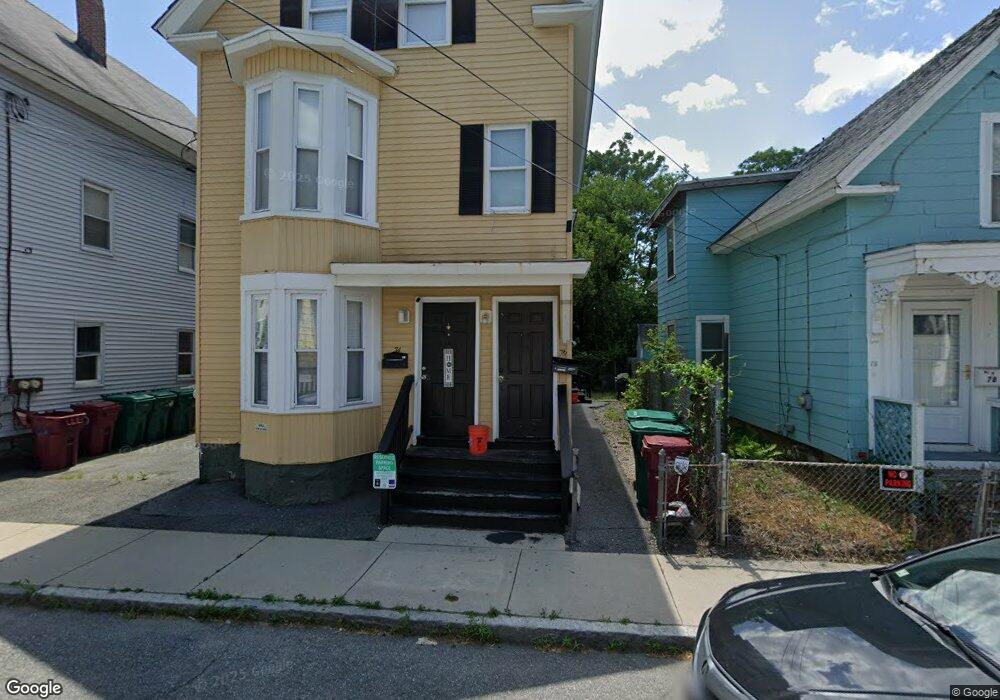 74 W 4th St unit Private room in 76, Lowell, MA 01850 - photo 1