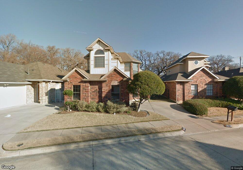 3013 Eagles Nest Dr, Bedford, TX 76021 - photo 1