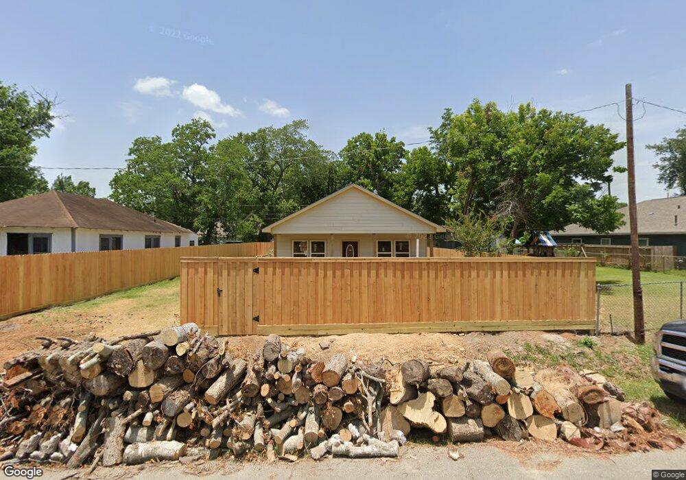 984 Junell St, Houston, TX 77088 - photo 1