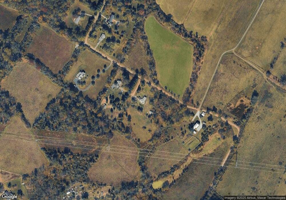 52 Woodschurch Rd, Flemington, NJ 08822 - photo 1