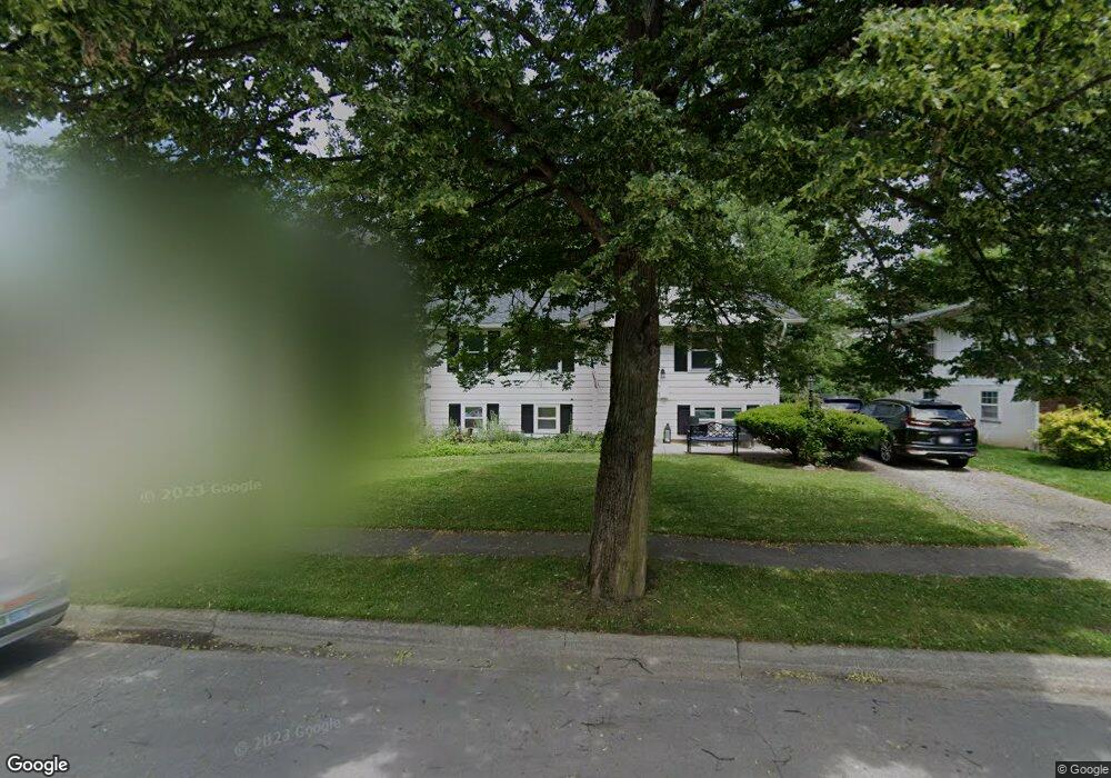 1304 Chesterton Ln, Columbus, OH 43229 - photo 1