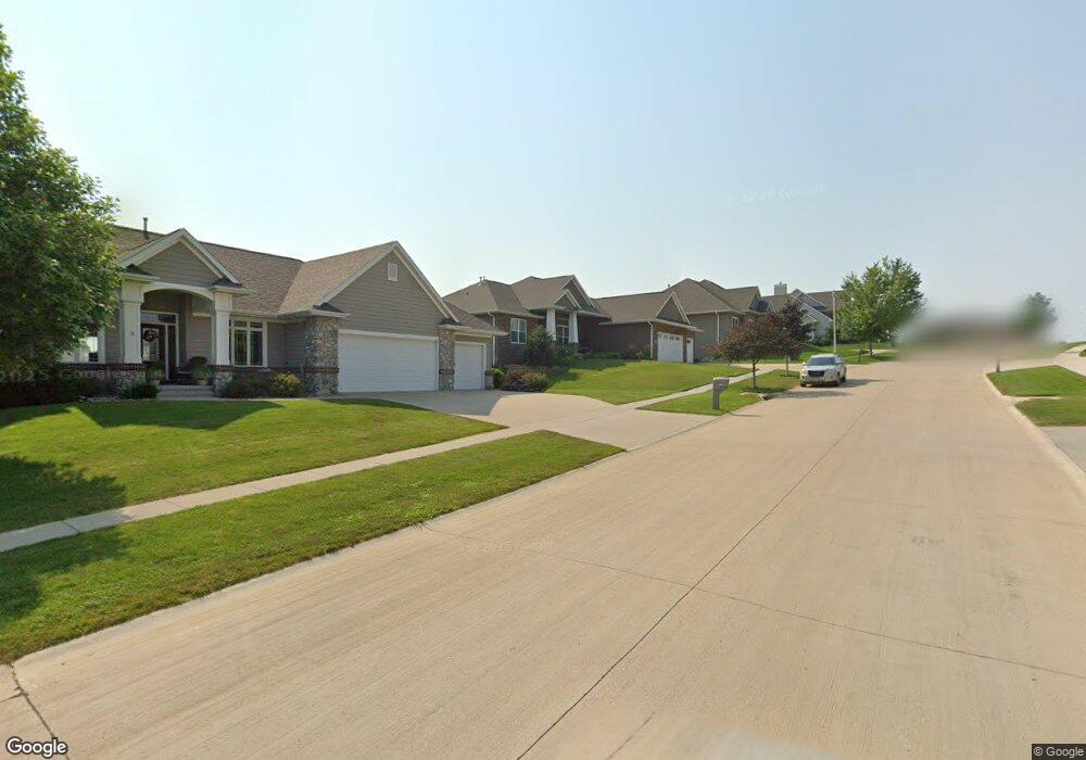 3416 Meadow View Ct NE, Cedar Rapids, IA 52411 - photo 1