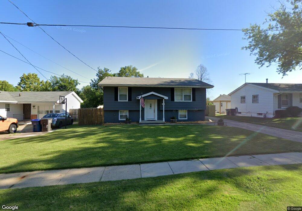 1110 E Thornton Ave, Des Moines, IA 50315 - photo 1