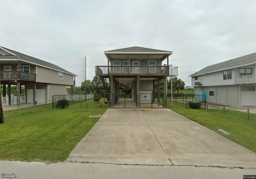 3919 Laguna Dr, Galveston, TX 77554 - photo 1