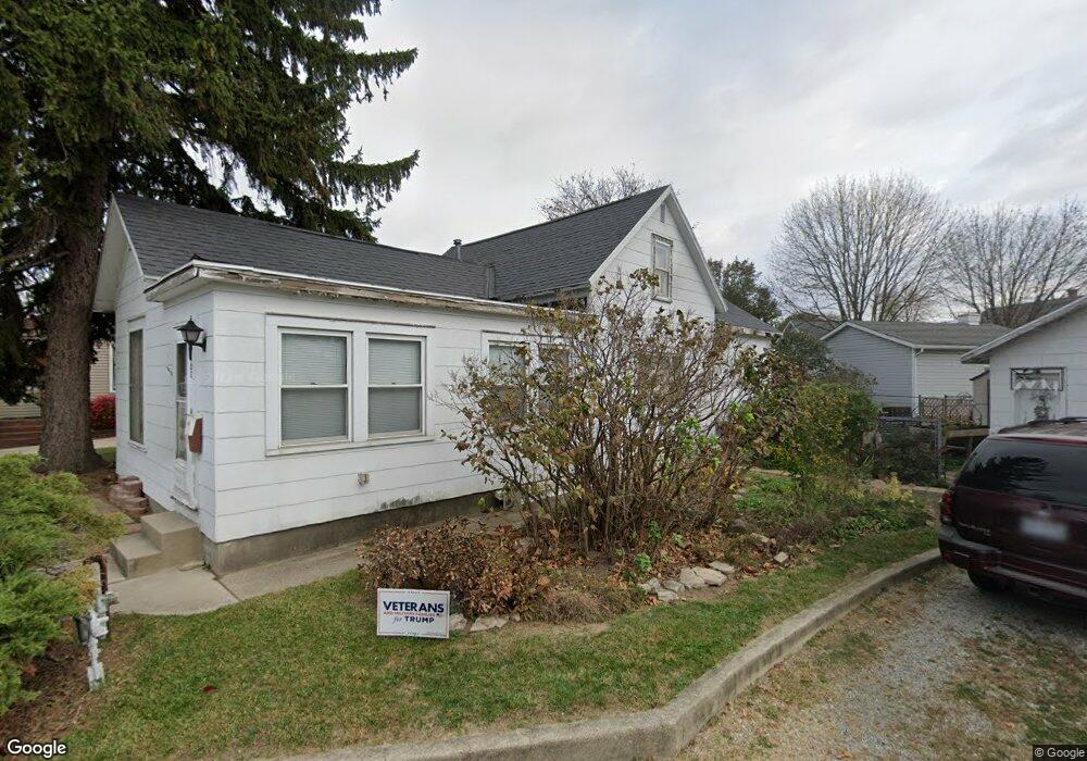 402 Defiance St, Wapakoneta, OH 45895 - photo 1