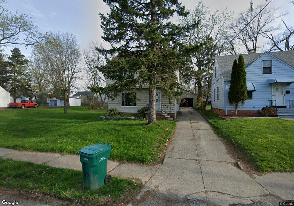 18951 Raymond St, Maple Heights, OH 44137 - photo 1