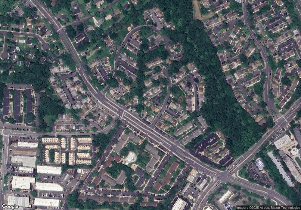 9509 Barcellona Ct, Fairfax, VA 22031 - photo 1