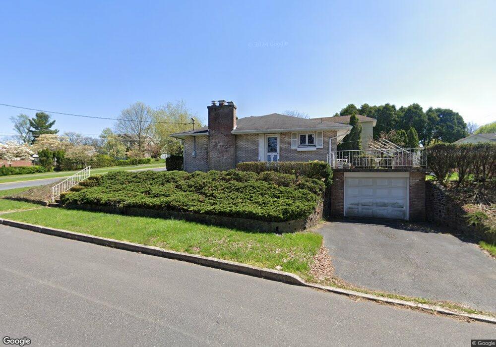 202 S Jerome St unit 206, Allentown, PA 18109 - photo 1