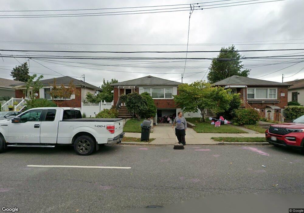 179 Willow Rd E, Staten Island, NY 10314 - photo 1