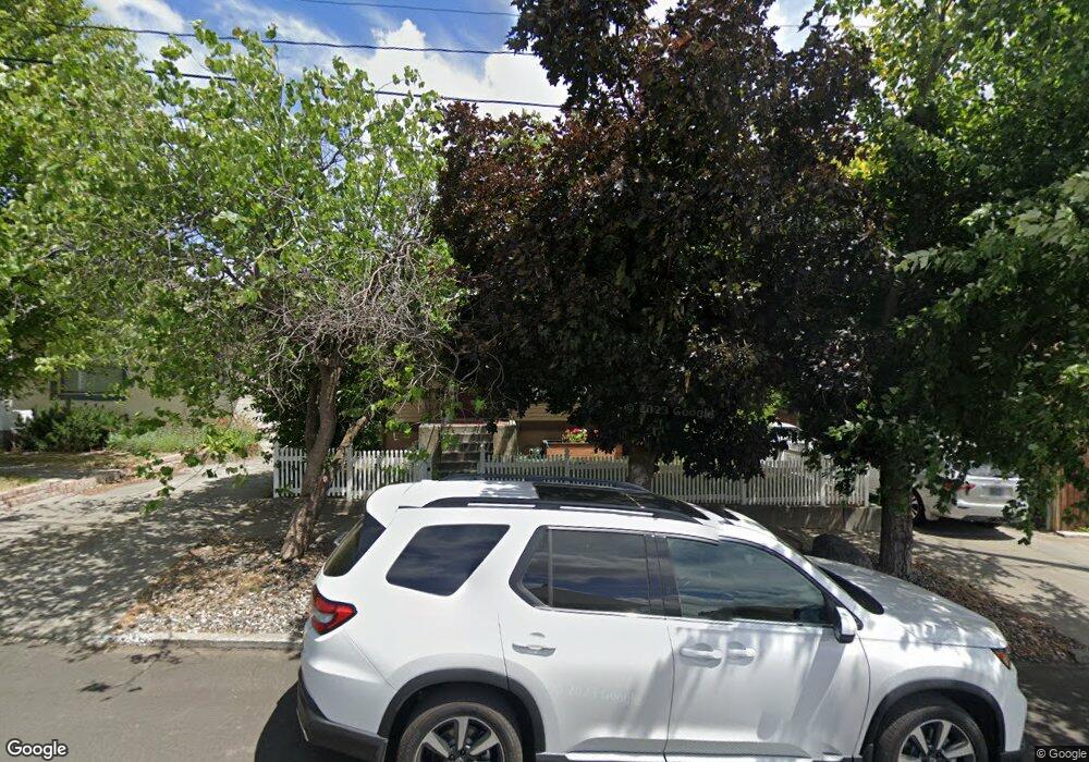 212 NW 8th St, Pendleton, OR 97801 - photo 1