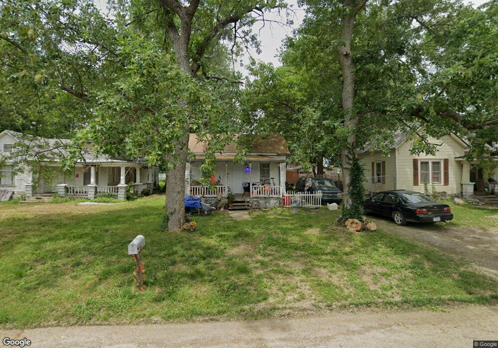 2507 Dirr Ave, Parsons, KS 67357 - photo 1