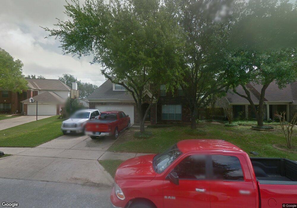 3903 Spring Circle Dr E, Pearland, TX 77584 - photo 1