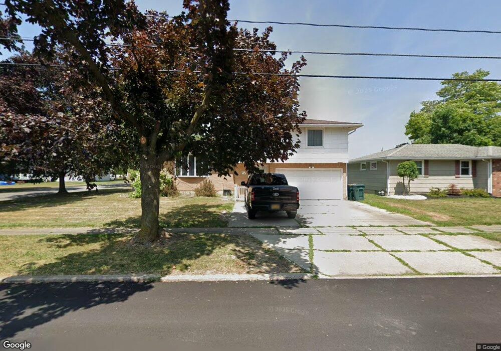 814 Castlebar Dr, North Tonawanda, NY 14120 - photo 1