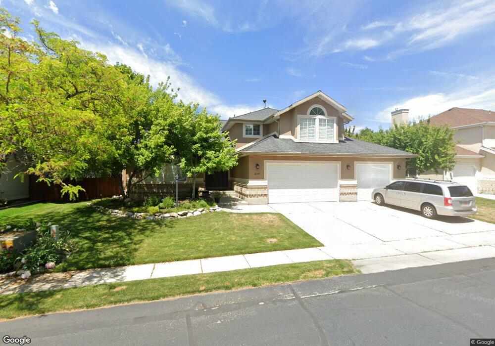 2147 E Oak Manor Dr, Sandy, UT 84092 - photo 1