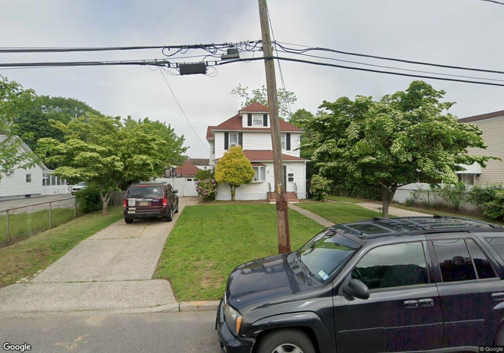 458 Mulberry Ln, West Hempstead, NY 11552 - photo 1