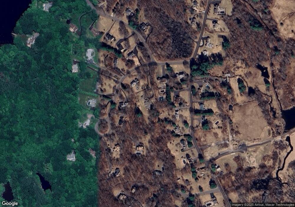 43 Strathmore Rd, Middlebury, CT 06762 - photo 1