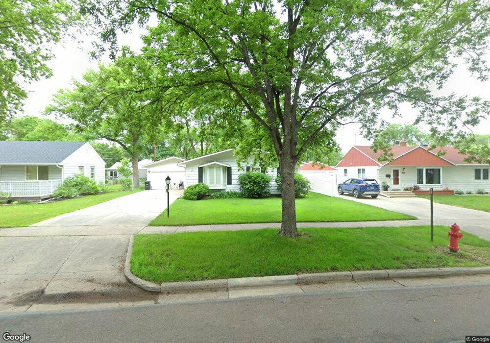 2214 7th St N, Fargo, ND 58102 - photo 1