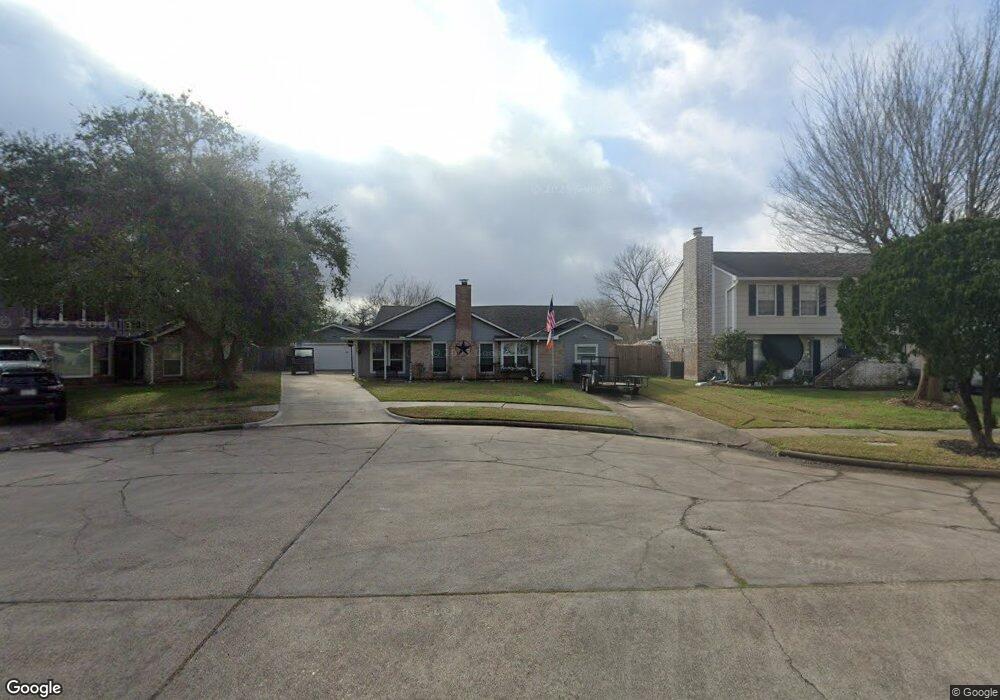 2905 Wood Fox Dr, Alvin, TX 77511 - photo 1