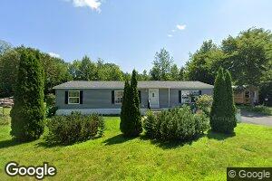 7 Pleasant St, Howland, ME 04448