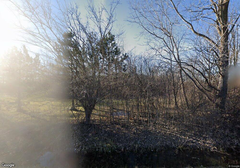 12521 Burns Rd, Carleton, MI 48117 - photo 1