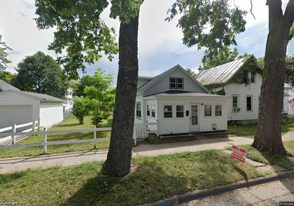 1107 10th St S, La Crosse, WI 54601 - photo 1