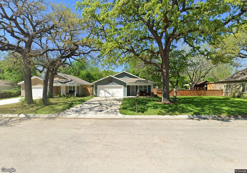 909 Hanover St, Weatherford, TX 76086 - photo 1