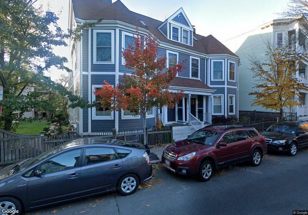 167 Putnam Ave unit A, Cambridge, MA 02139 - photo 1