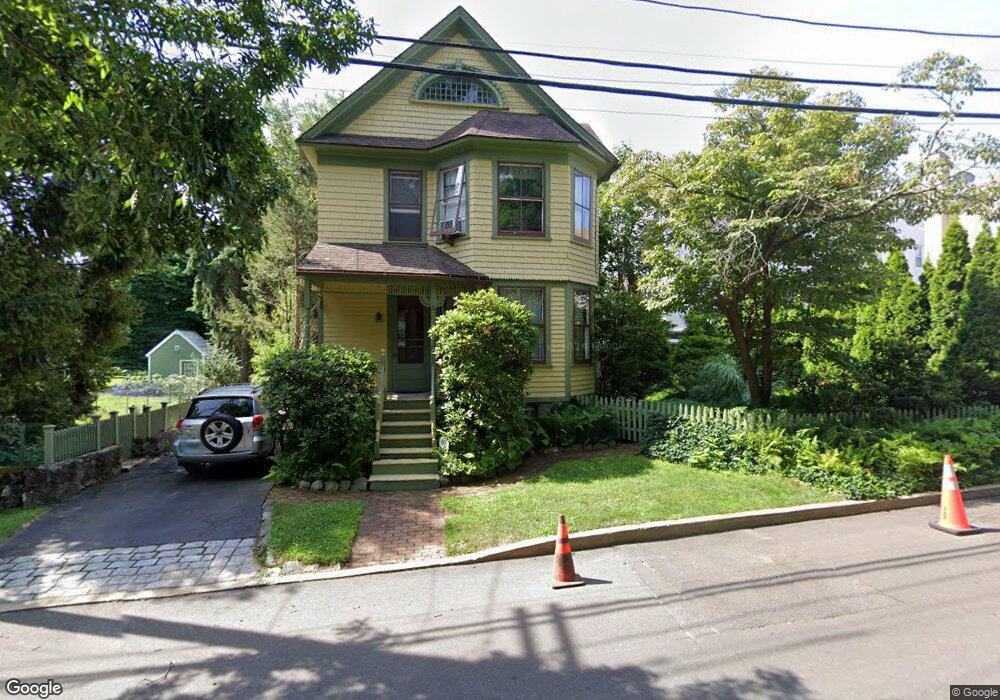 32 Garner St, Norwalk, CT 06854 - photo 1