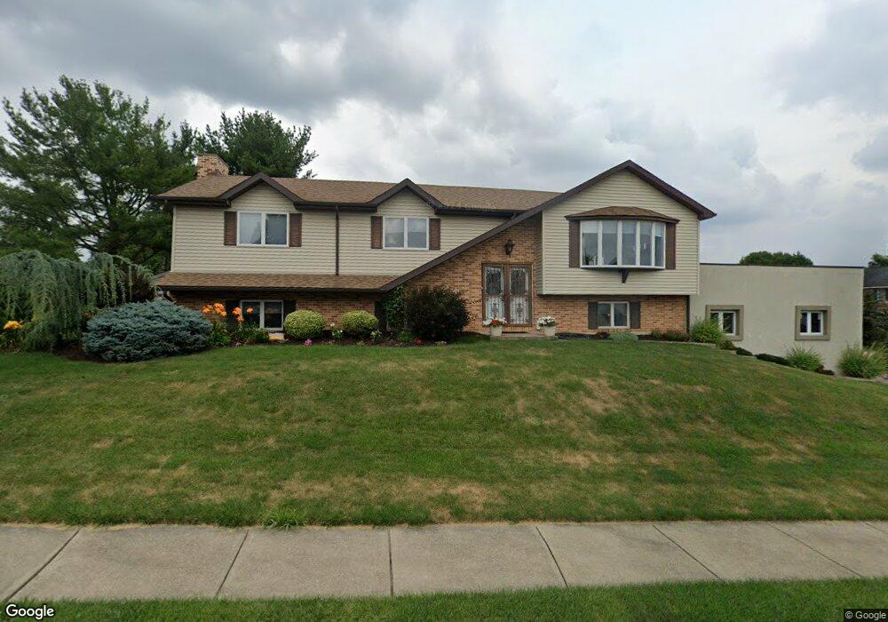 3211 S 4th Ave, Whitehall, PA 18052 - photo 1