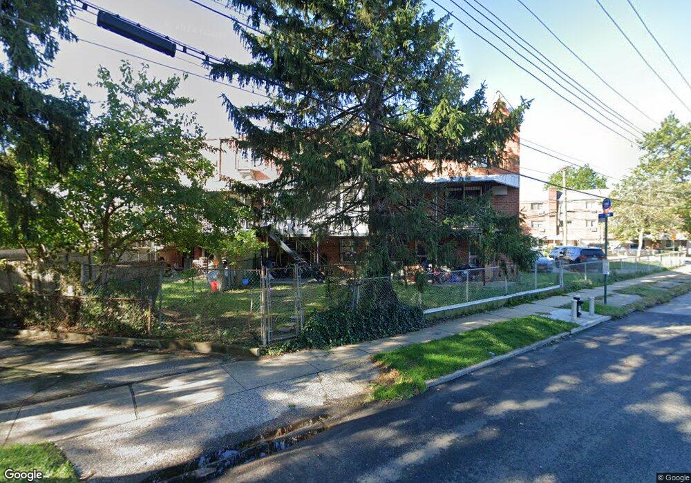 92-09 242nd St, Bellerose, NY 11426 - photo 1