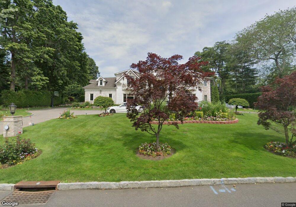 20 Steven Ln, Great Neck, NY 11024 - photo 1