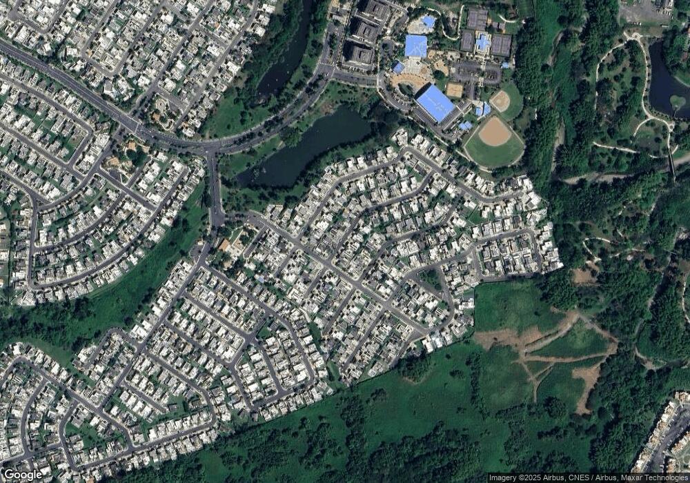 177 Via Medialuna, Caguas, PR 00727 - photo 1