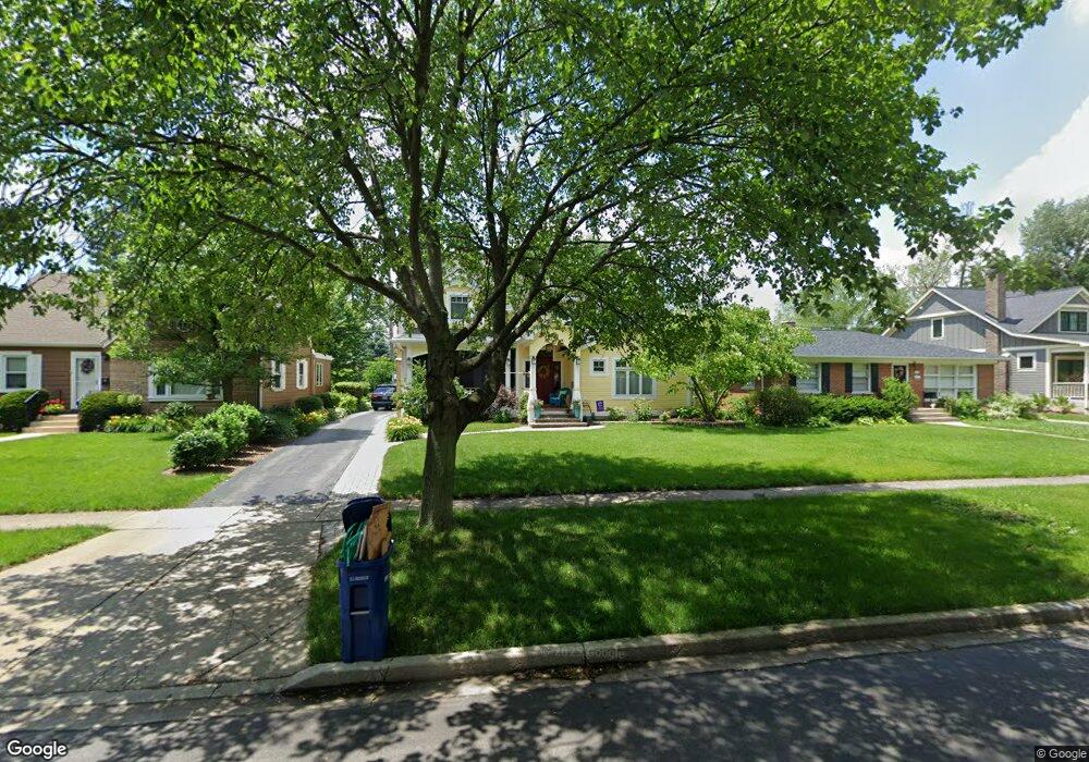 140 S Summit St, Wheaton, IL 60187 - photo 1