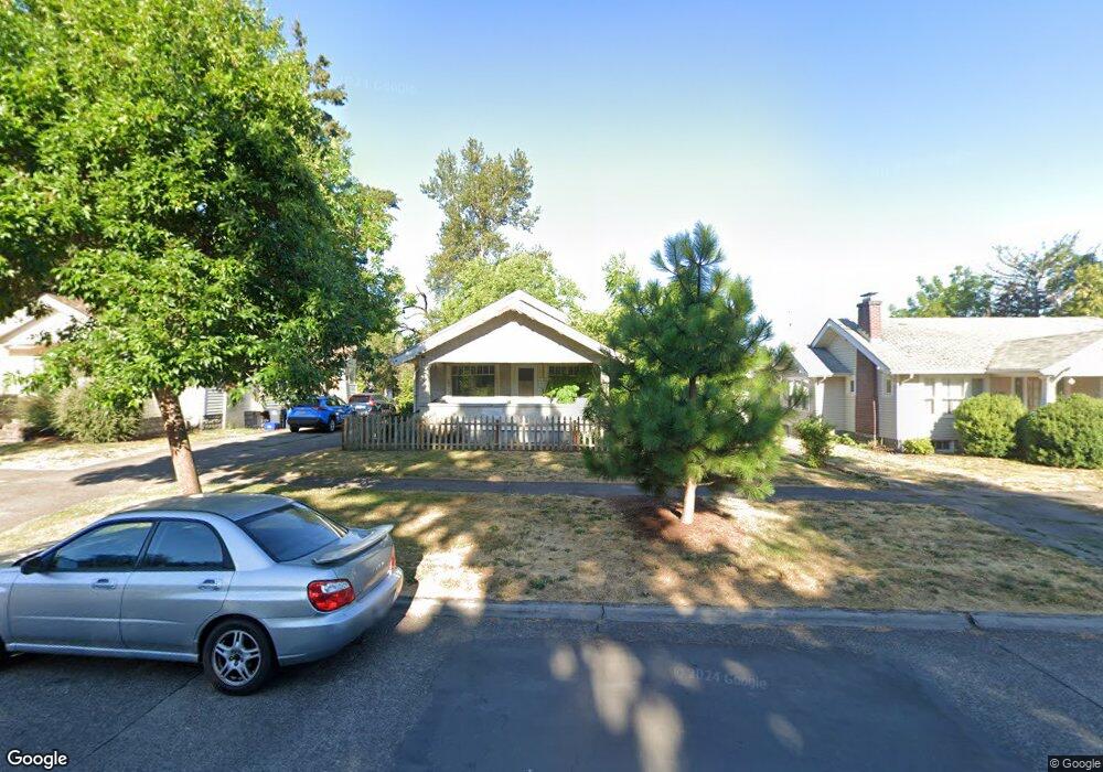 1802 Moss St, Eugene, OR 97403 - photo 1