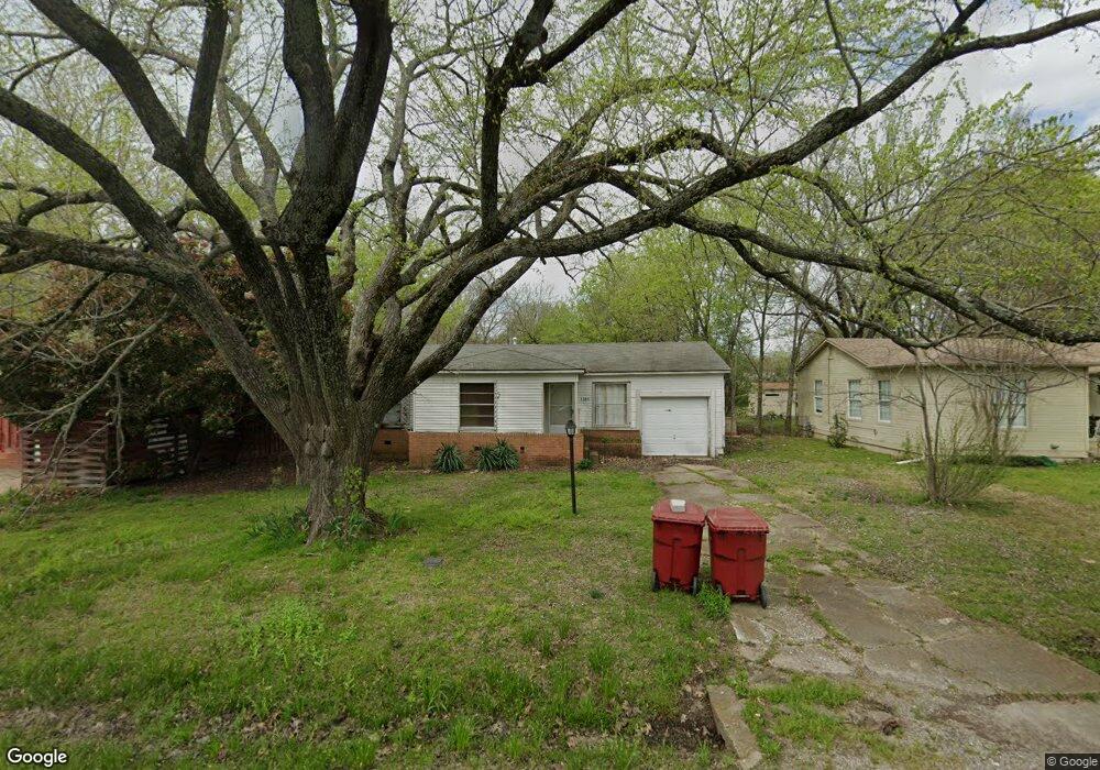 1209 Lynn St, Bonham, TX 75418 - photo 1