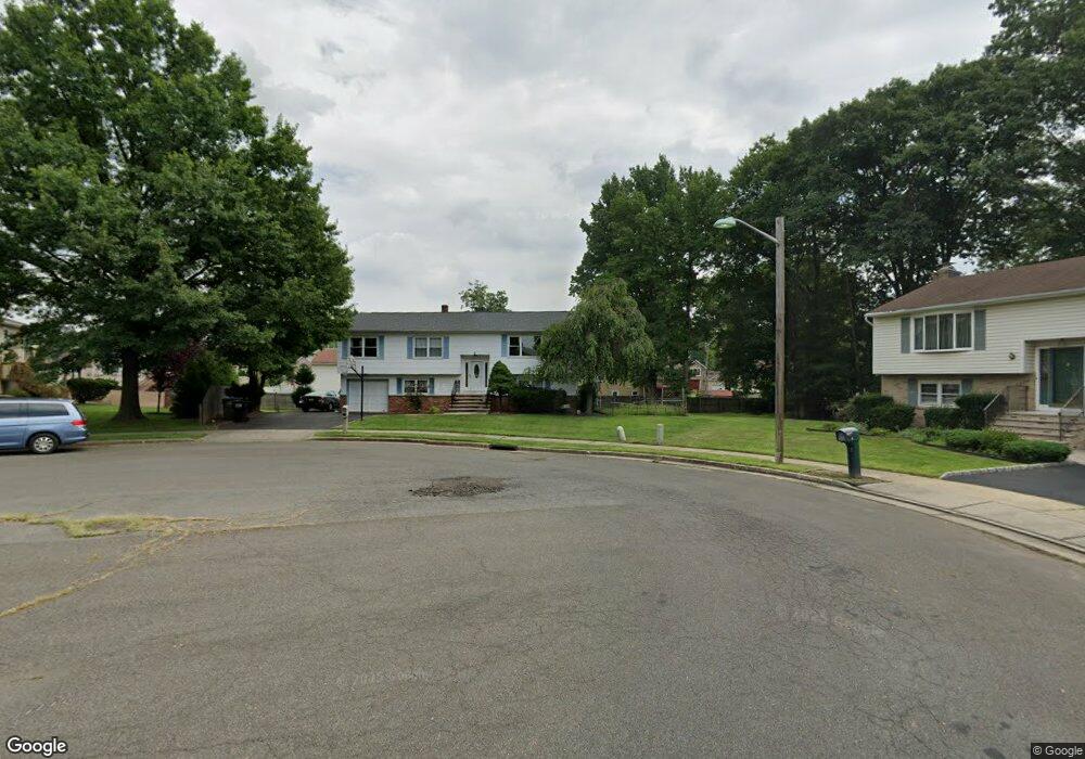 2 Scheer Ct, Edison, NJ 08820 - photo 1